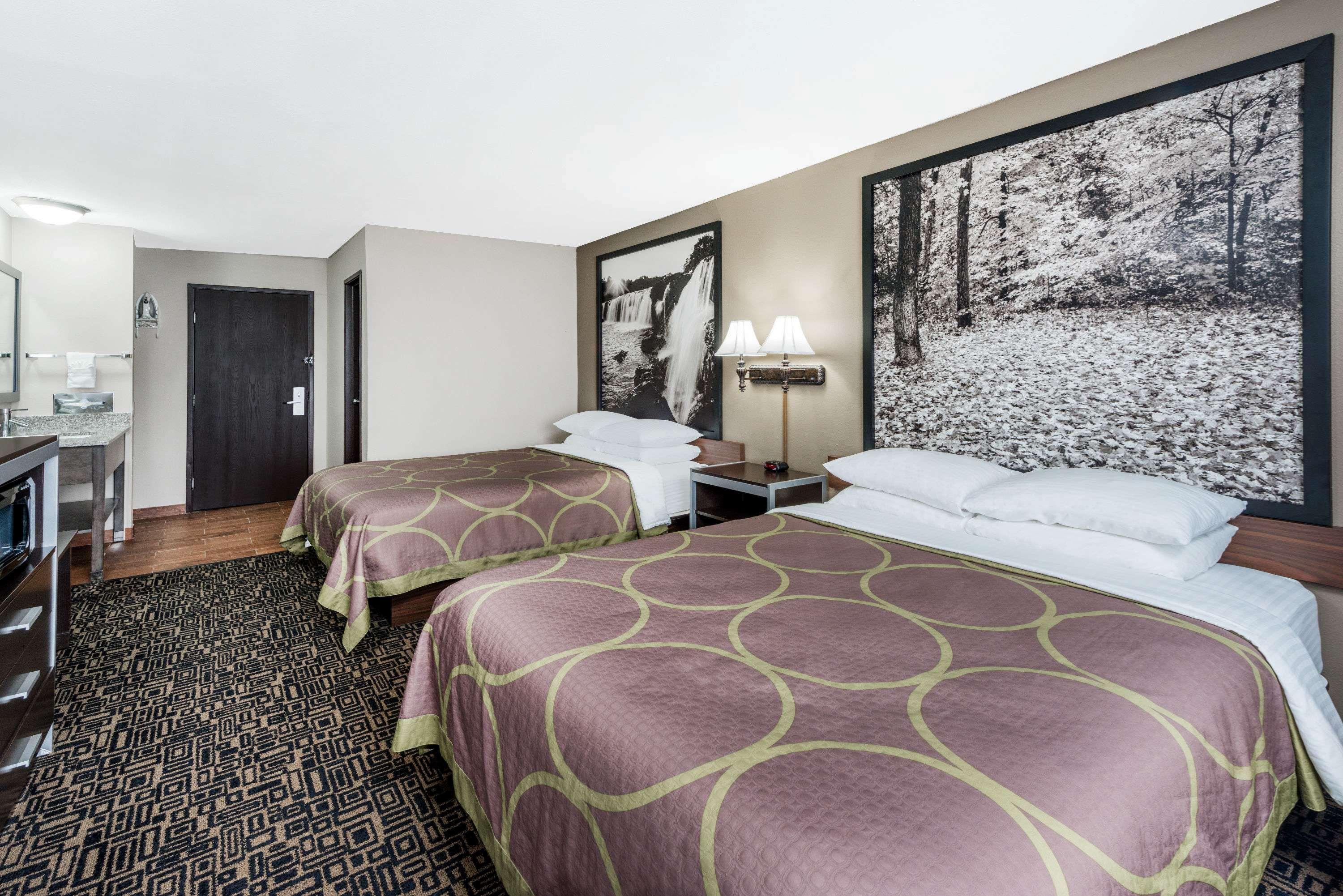 Super 8 By Wyndham Warrensburg Motel Ngoại thất bức ảnh