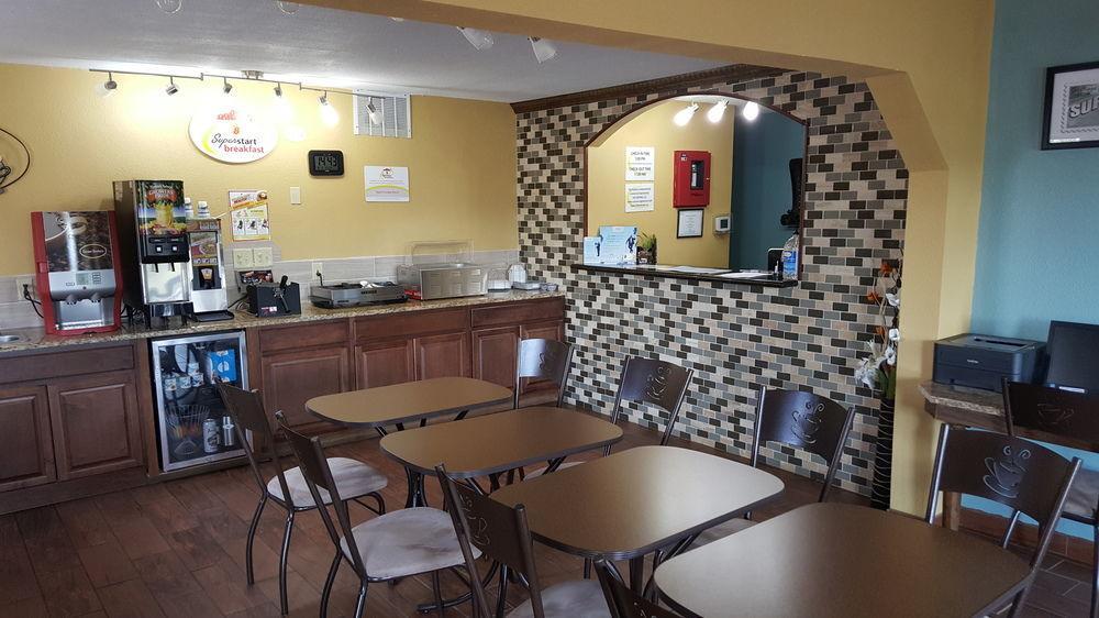 Super 8 By Wyndham Warrensburg Motel Ngoại thất bức ảnh